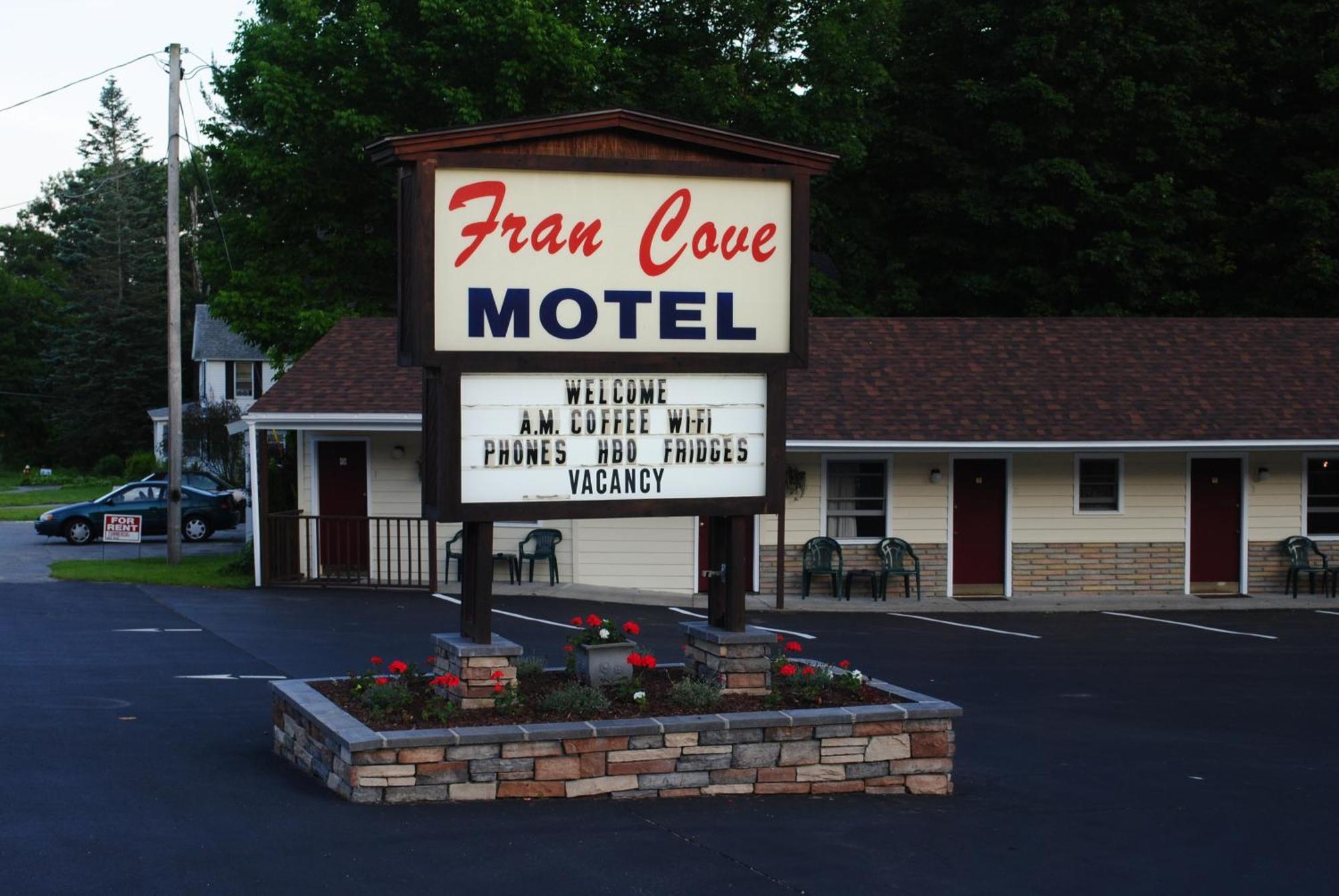 לייק ג'ורג' Fran Cove Motel מראה חיצוני תמונה