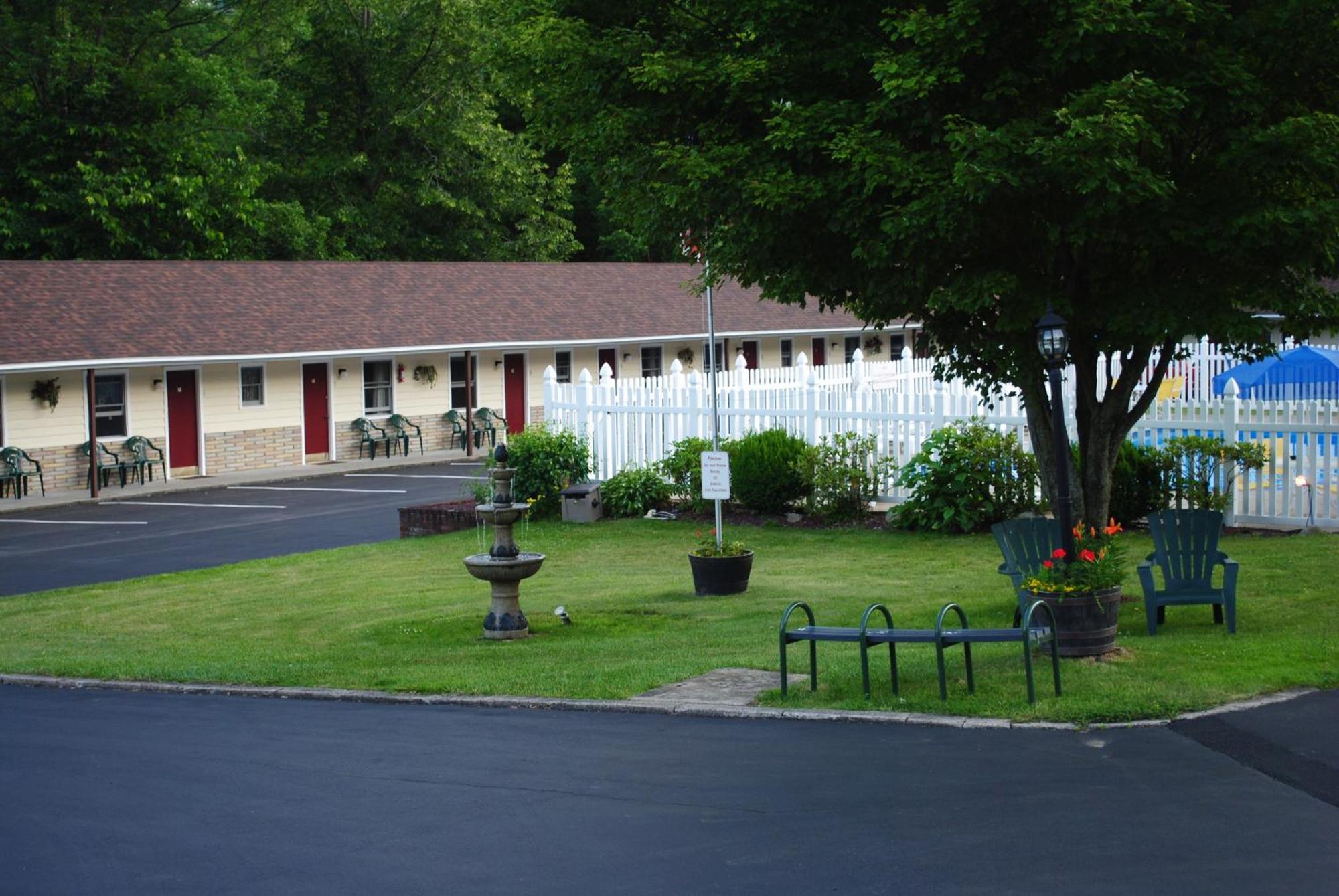 לייק ג'ורג' Fran Cove Motel מראה חיצוני תמונה